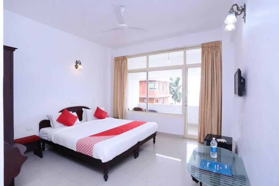 Swapnatheeram Beach Resort Kovalam Bagian luar foto