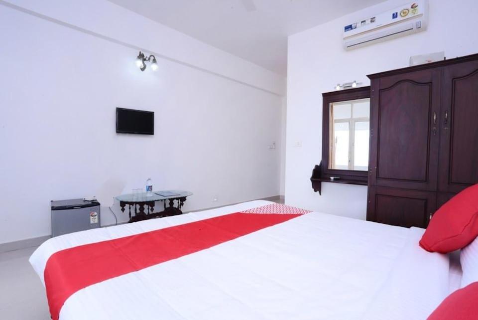Swapnatheeram Beach Resort Kovalam Bagian luar foto